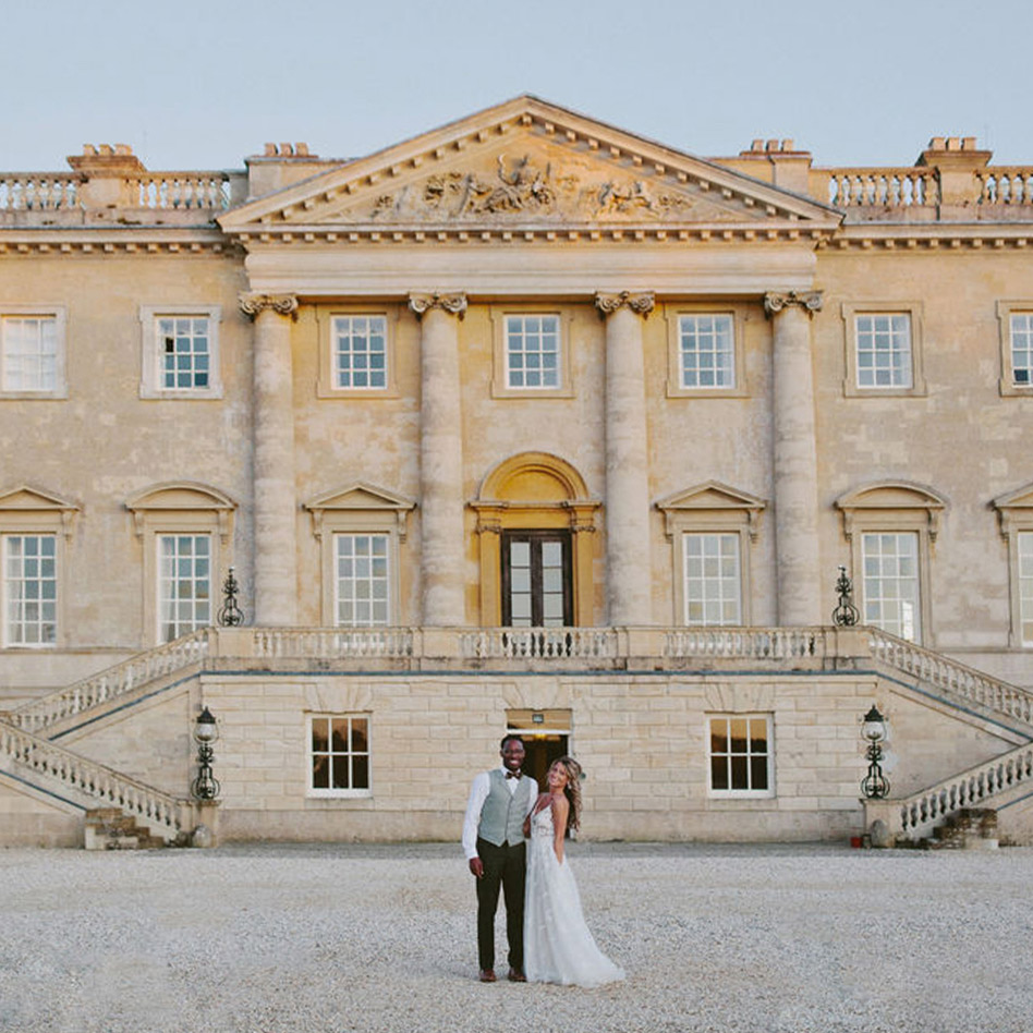 Oxfordshire wedding venue with wow factor
