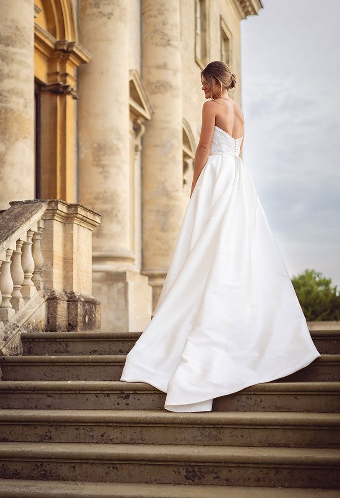 Wedding ceremony in the Saloon with far-reaching views to the Chilterns